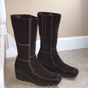 Women's suede leather boots